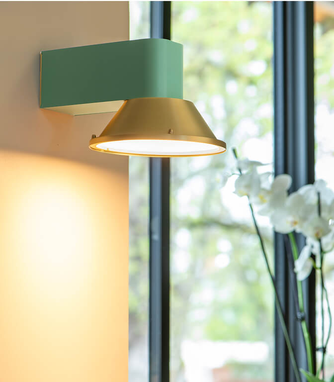 <p></noscript>CVL Luminaires is convinced that light can be sustainable. Every day, the company innovates to offer lighting solutions that combine design, craftsmanship and eco-responsibility, while guaranteeing optimum working conditions for its teams.</p>
